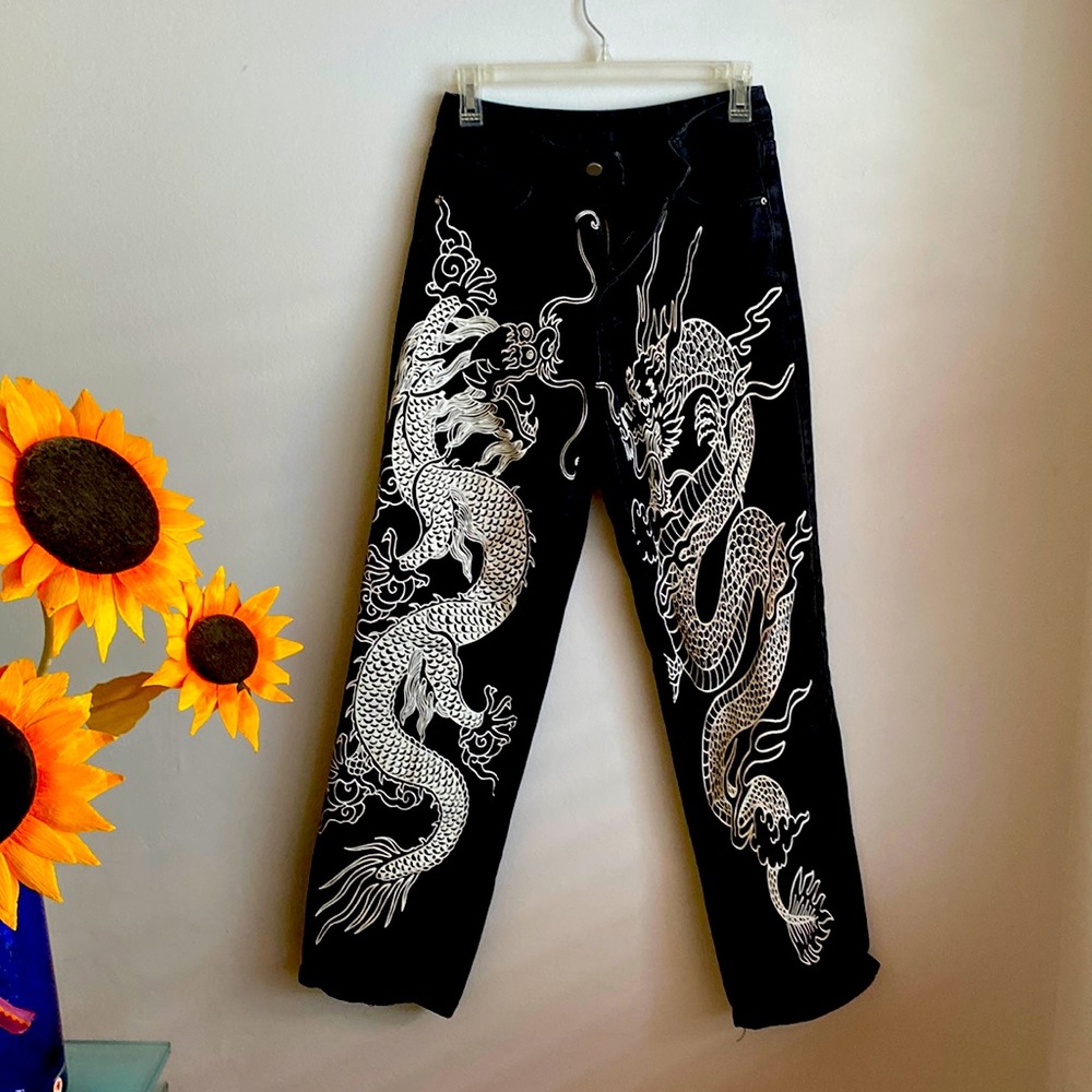Jeans with detailing